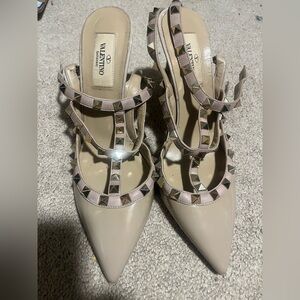 Valentino Garavani Rockstud Slingback Heels